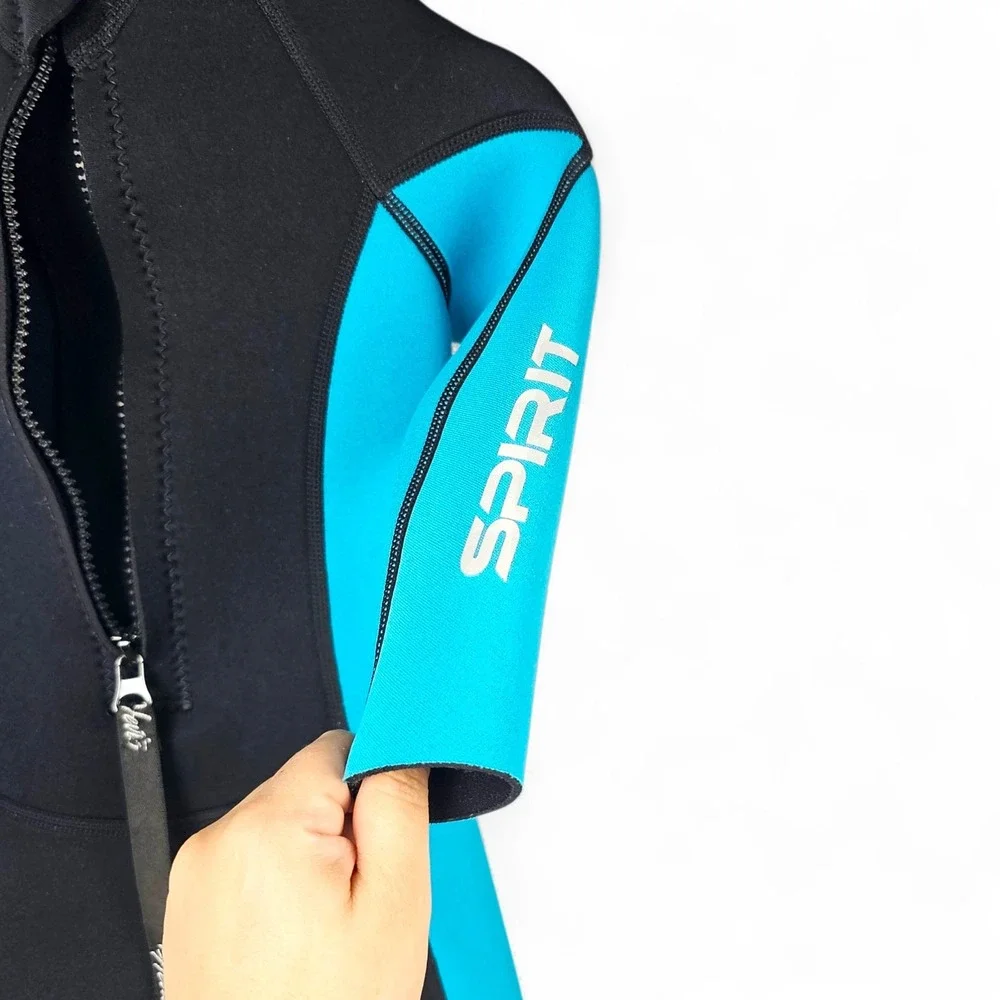 Hevto Vigor I Kids Wetsuit Size 6 , 3mm Neoprene Full Suit Blue Black Swim